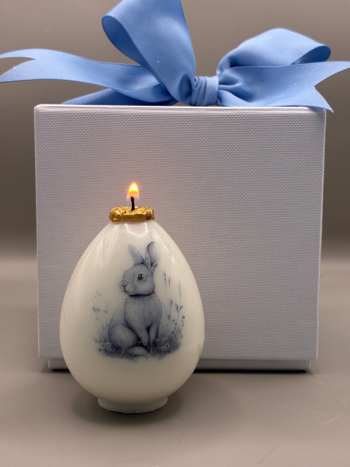 The Vintage Bunny Candle