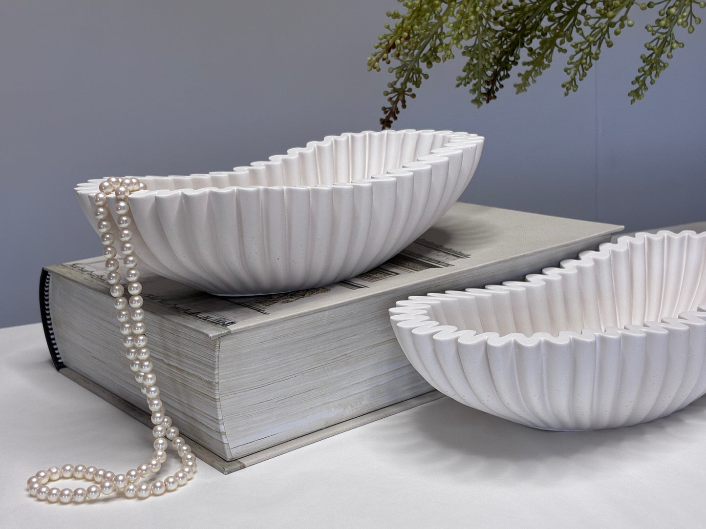 The Oval Ruffled Bowl